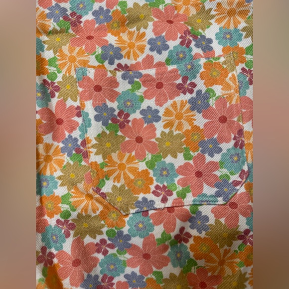 Cutest floral overalls EVER. boutique purchase. Straight leg. - Picture 5 of 6